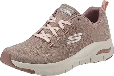 Zapatillas Skechers Oxford para mujer, elegantes y cómodas, ideales para el uso diario.